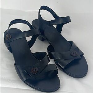 Munro Black and Brown Leather Sandals